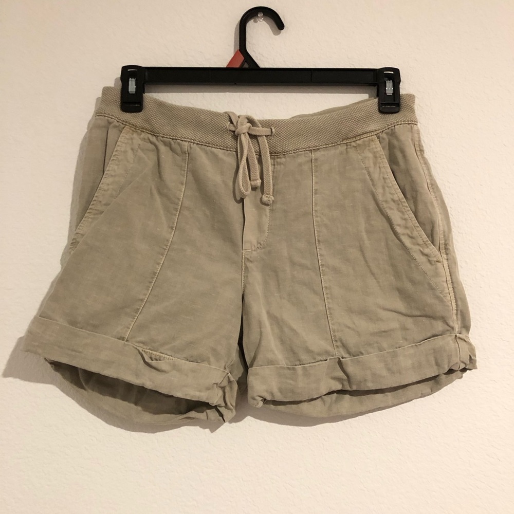 James Perse Tan Cargo Linen Shorts with Drawstring Waist Medium